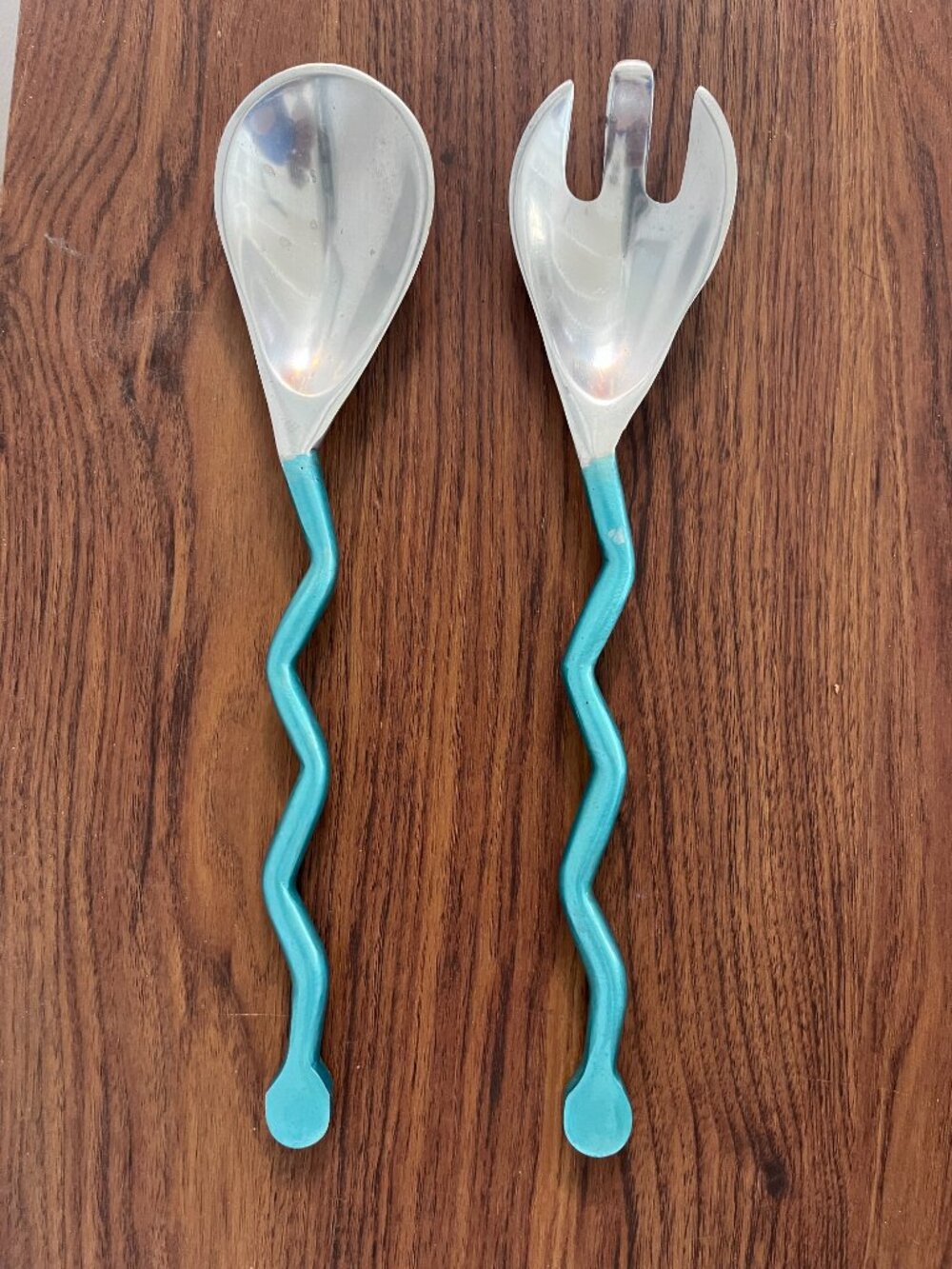 VTG Metal Funky Blue 80s Squiggle Memphis Style Playful Kitchen Salad Tongs